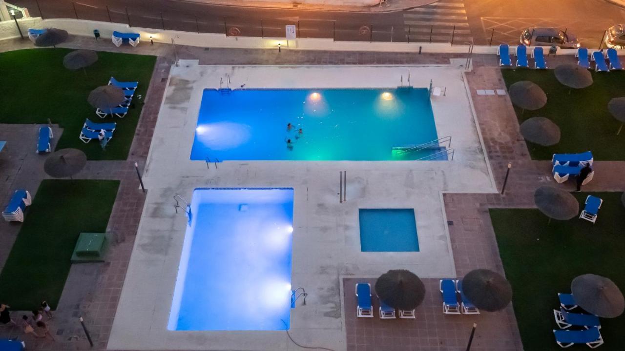 Aloha Apartamentos - Primera Linea De Playa - Vista Al Mar Бенальмадена Екстер'єр фото